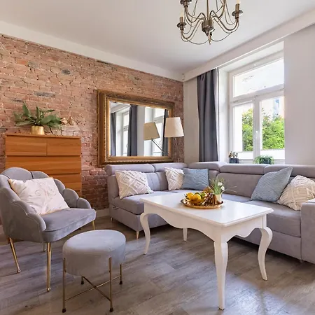 Apartament Sanhaus - Molo 2 - Z Ogrodem I Parkingiem 3 Min Od Plaży Sopot