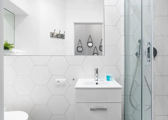 Sanhaus - Molo 2 - Z Ogrodem I Parkingiem 3 Min Od Plazy Apartment Sopot